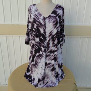 2X/3X Purple White T-Shirt Top Zipper Back